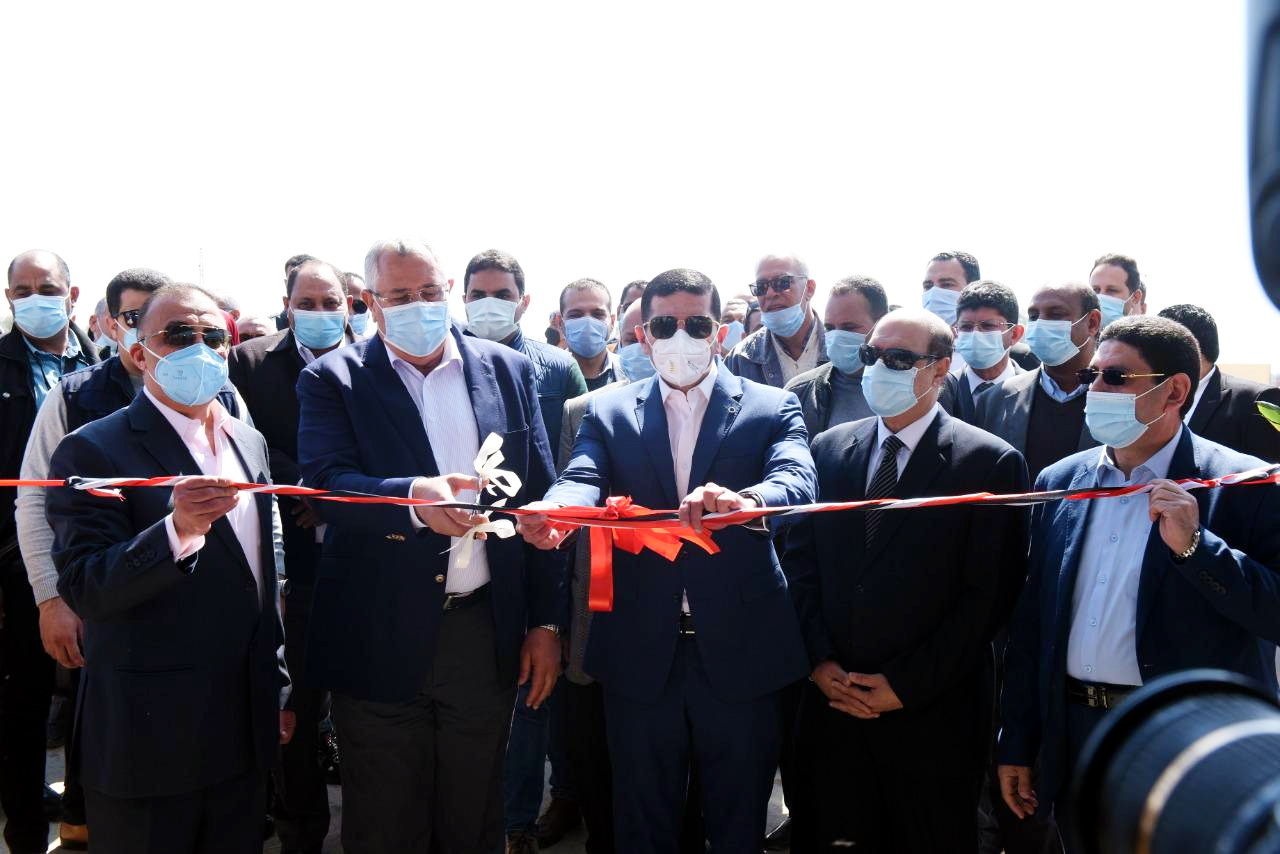 رئيس هيئة الاستثمار ووزير الزراعة يشهدان افتتاح مزرعة للثروة