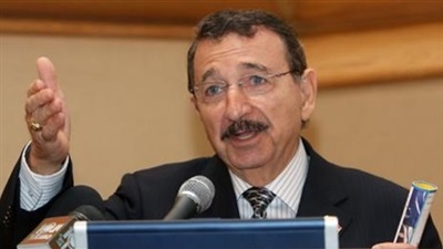 مصطفي السيد