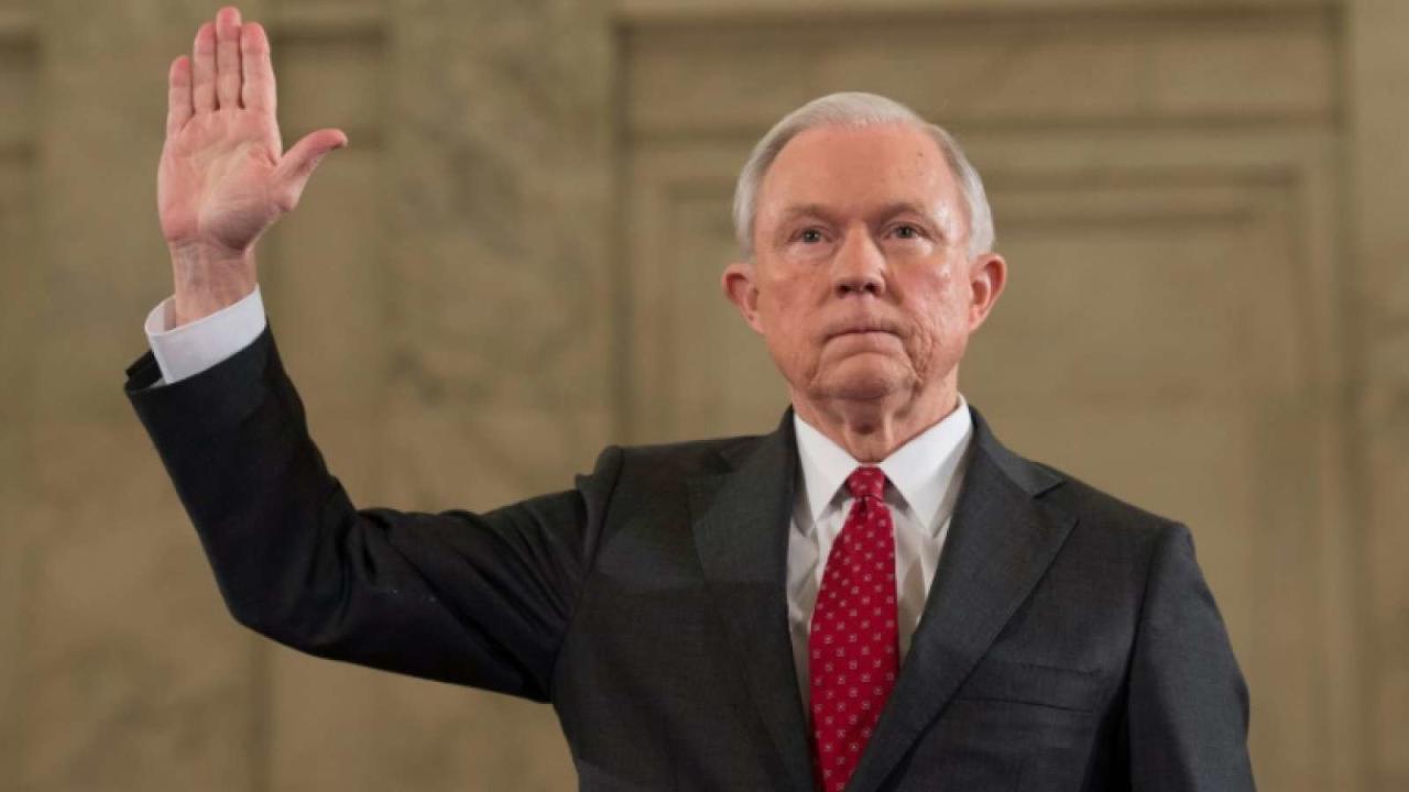 وزير العدل الأمريكي الجديد جيف سيشنز وزير العدل الأمريكي الجديد جيف سيشنز