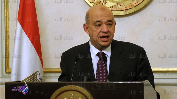 وزير السياحة يحيى راشد وزير السياحة يحيى راشد