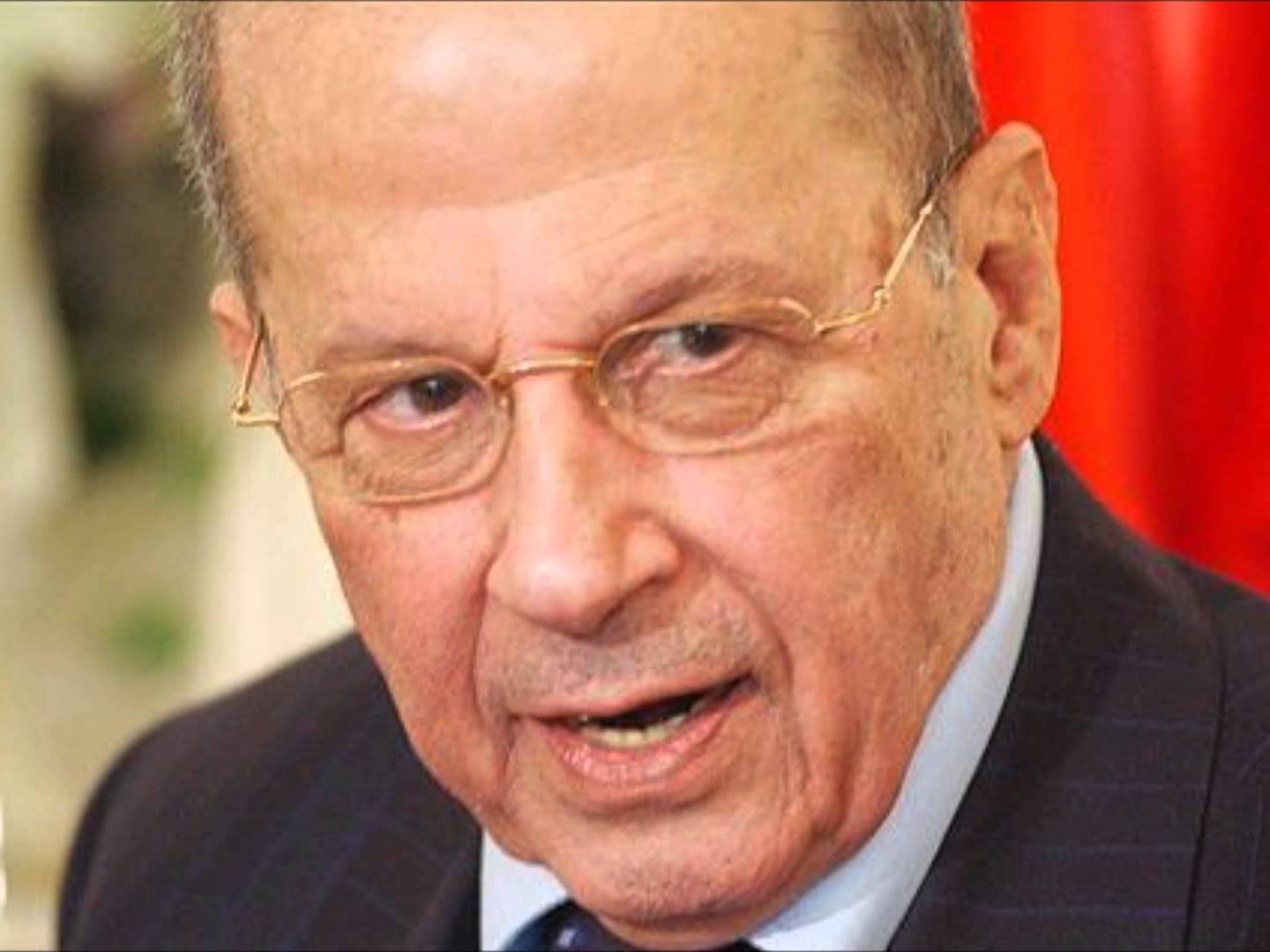 العماد ميشال عون