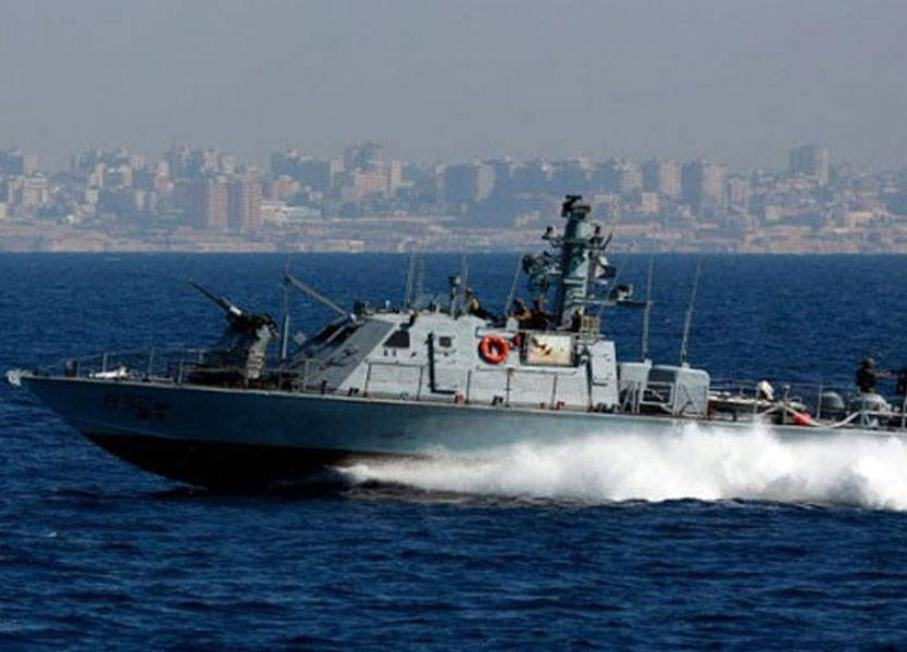 زورق اسرائيلي خرق ا