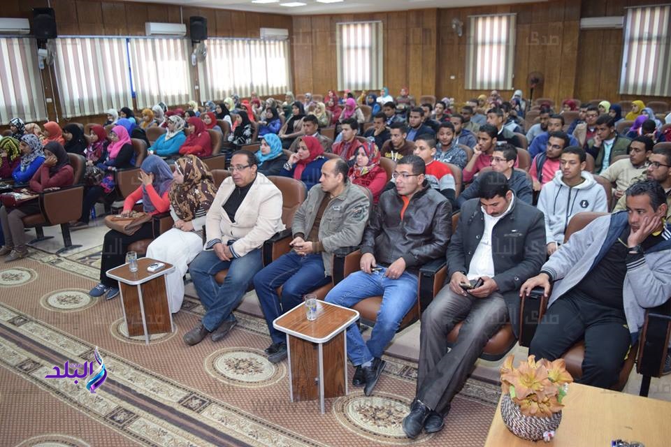 ندوة عن مكافحة الفساد بتربية سوهاج 