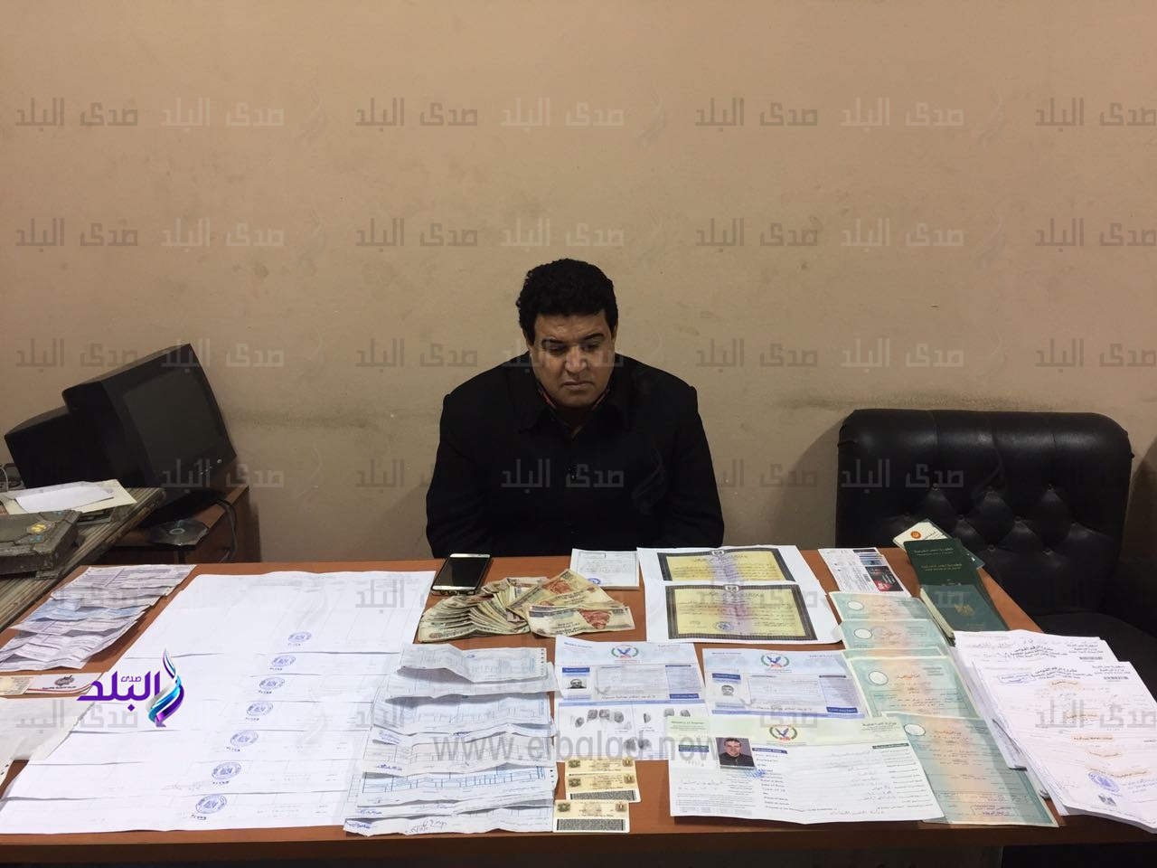المتهم بتزوير مستندات مرورية المتهم بتزوير مستندات مرورية