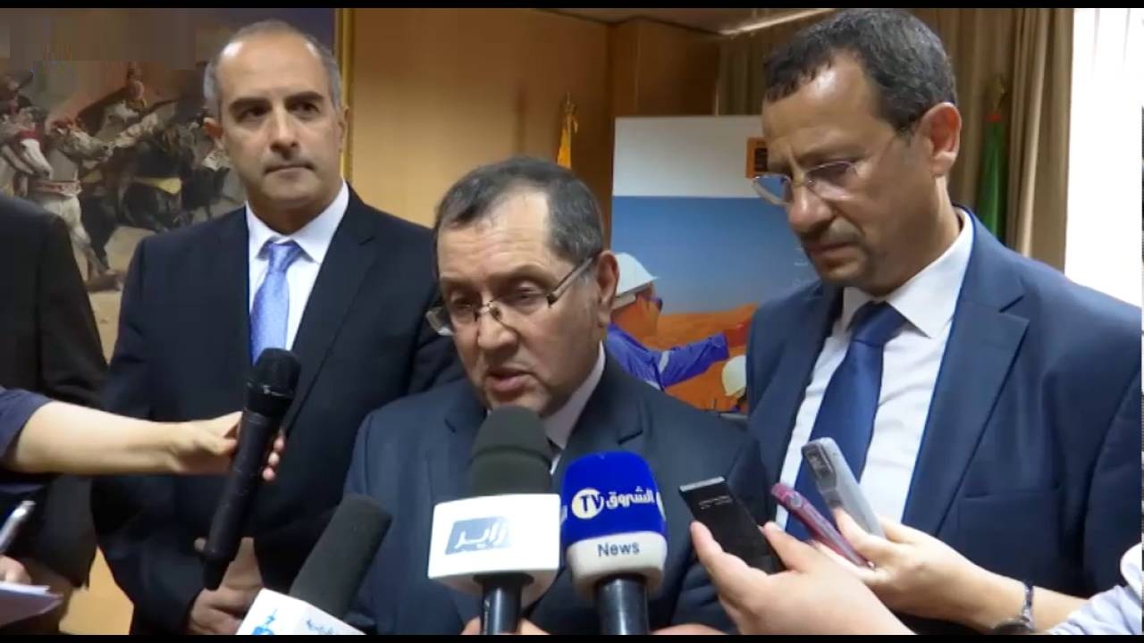 وزير الطاقة الجزائري نور الدين بوطرفة وزير الطاقة الجزائري نور الدين بوطرفة