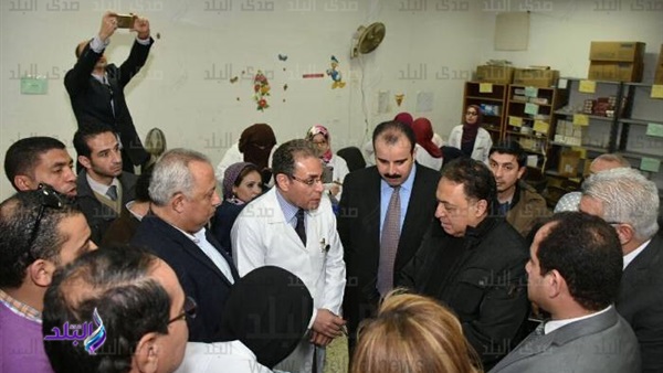 وزير الصحة والسكان