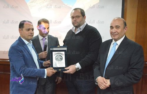 حفل جوائز الدكتورة نوال عمر 