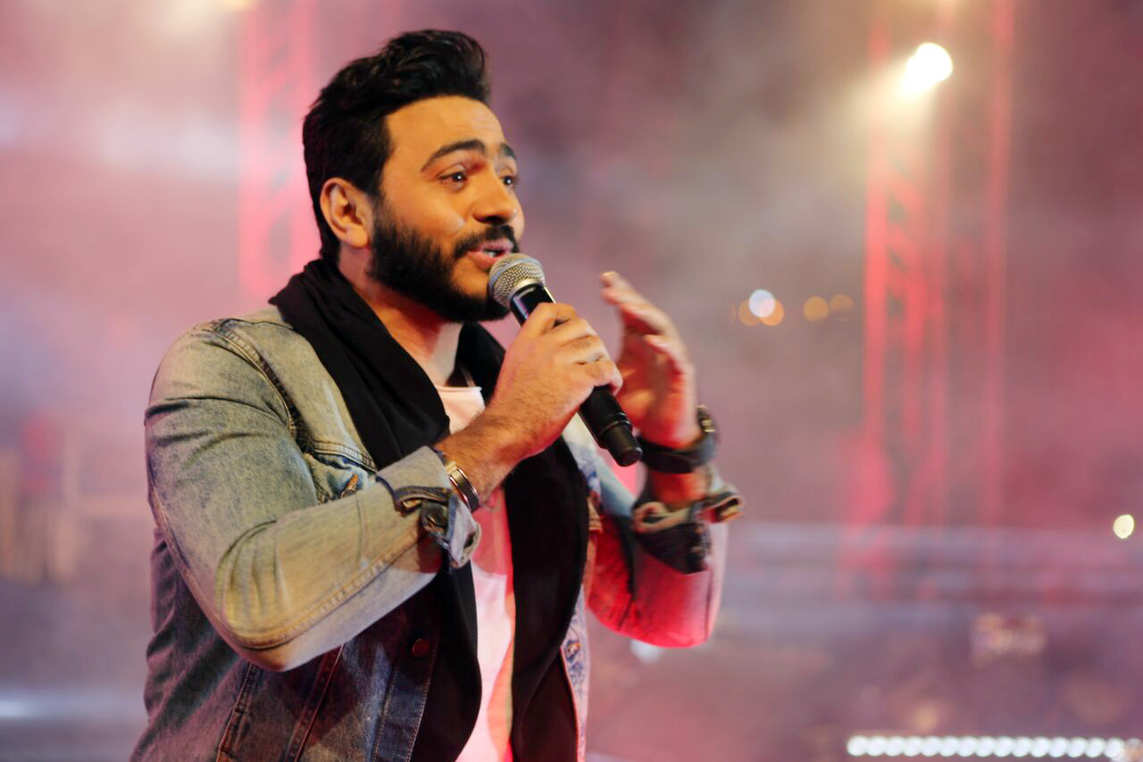 النجم تامر حسني