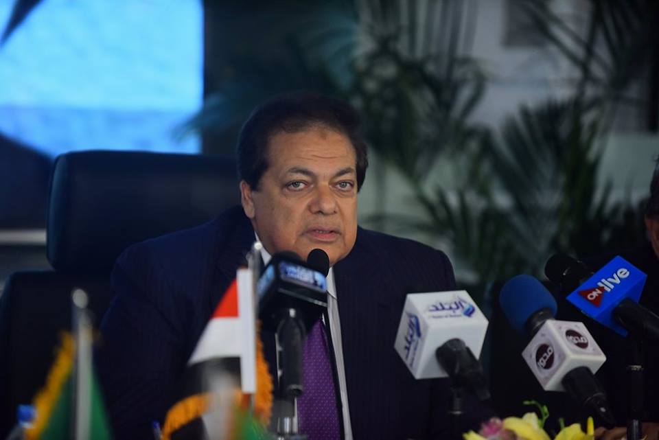 محمد أبو العينين الرئيس الشرفي للبرلمان الأوروبي المتوسطي محمد أبو العينين الرئيس الشرفي للبرلمان الأوروبي المتوسطي