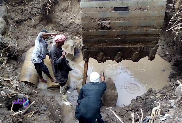 نقل التمثال الأثري بالمطرية - أمس