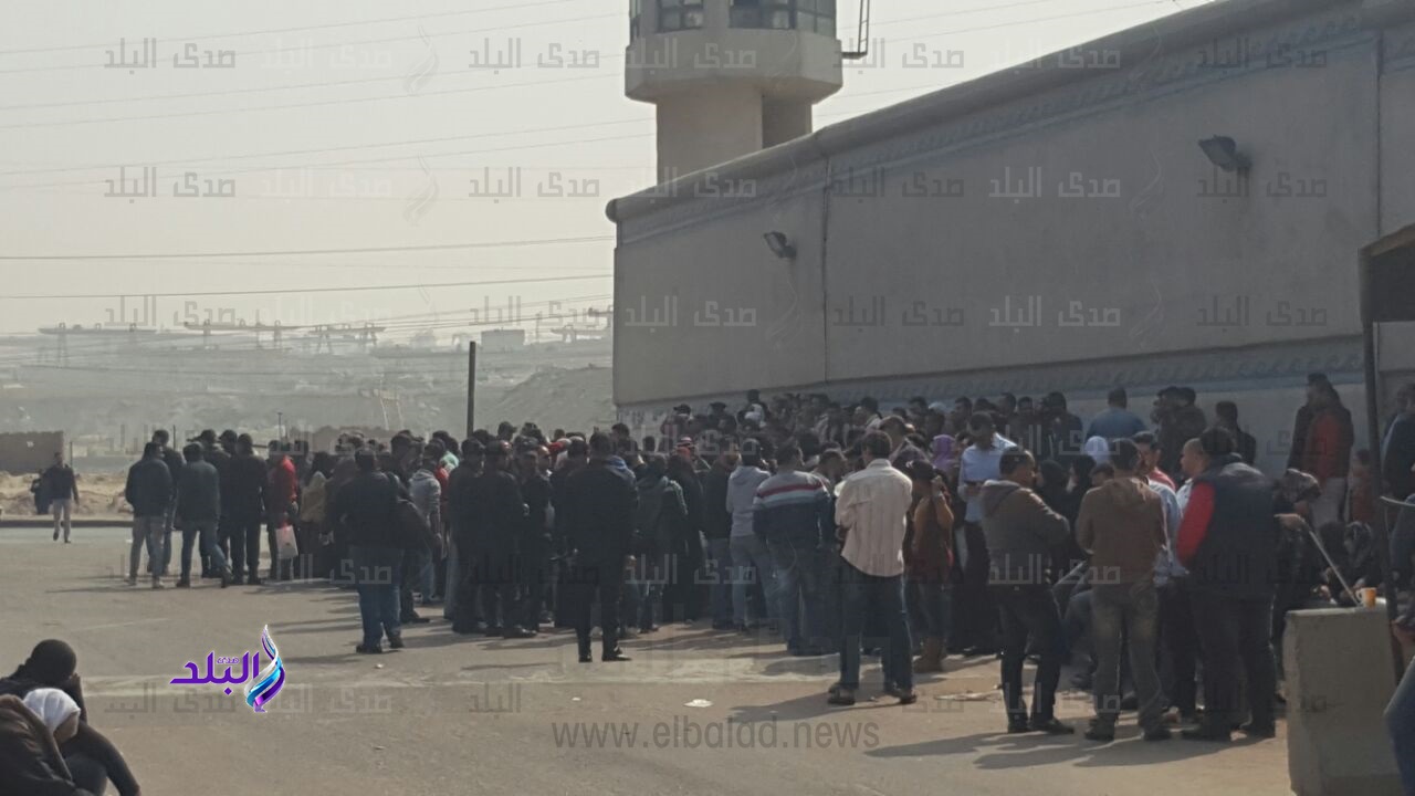 أهالى المفرج عنهم بعفو رئاسى