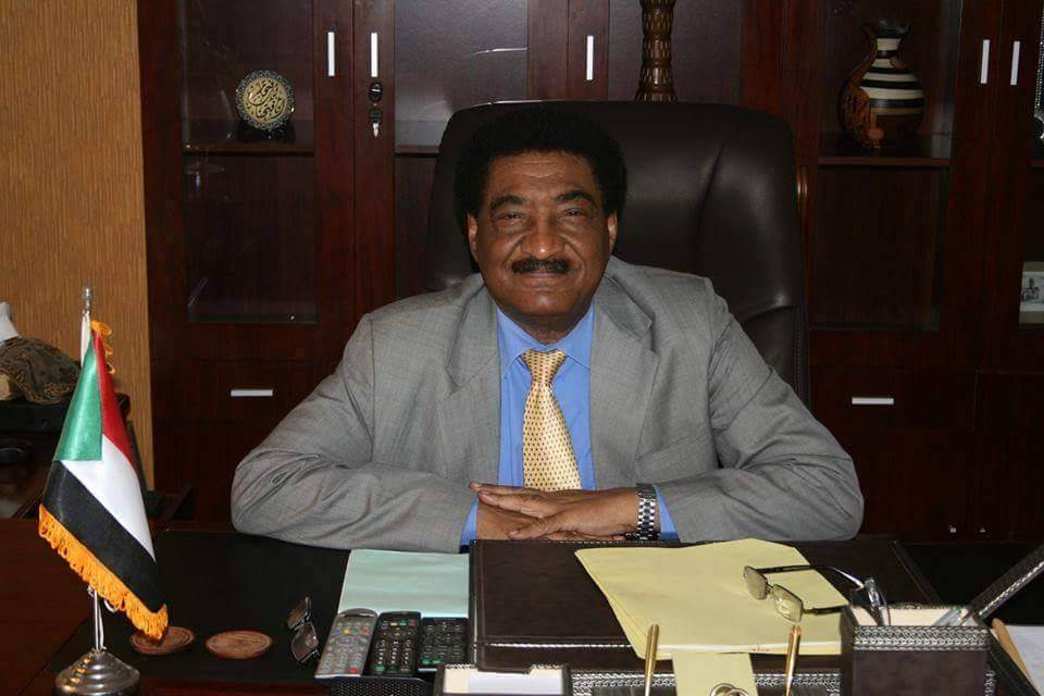  السفير السوداني بالقاهرة عبد المحمود عبد الحليم
