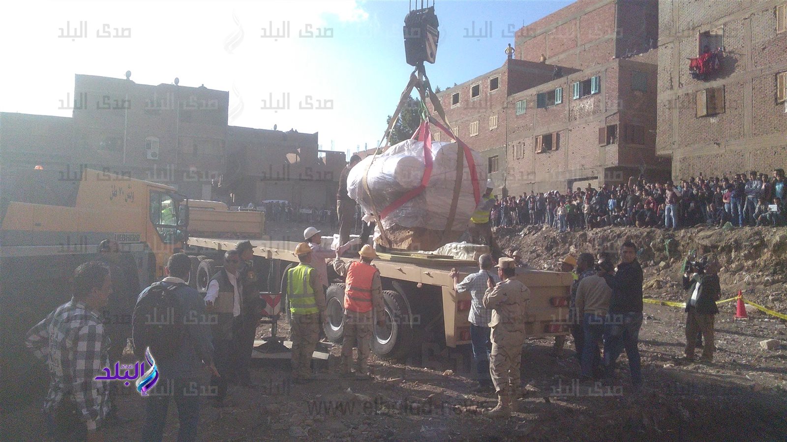 التمثال 