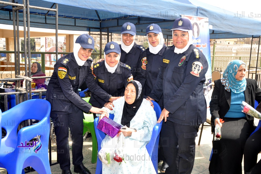 أمن القاهرة تحتفل باليوم العالمي للمرأة