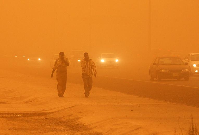 عاصفة ترابية على جمهورية مصر - صورة أرشيفية