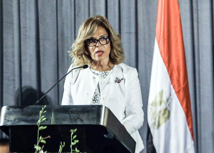 السفيرة مشيرة خطاب