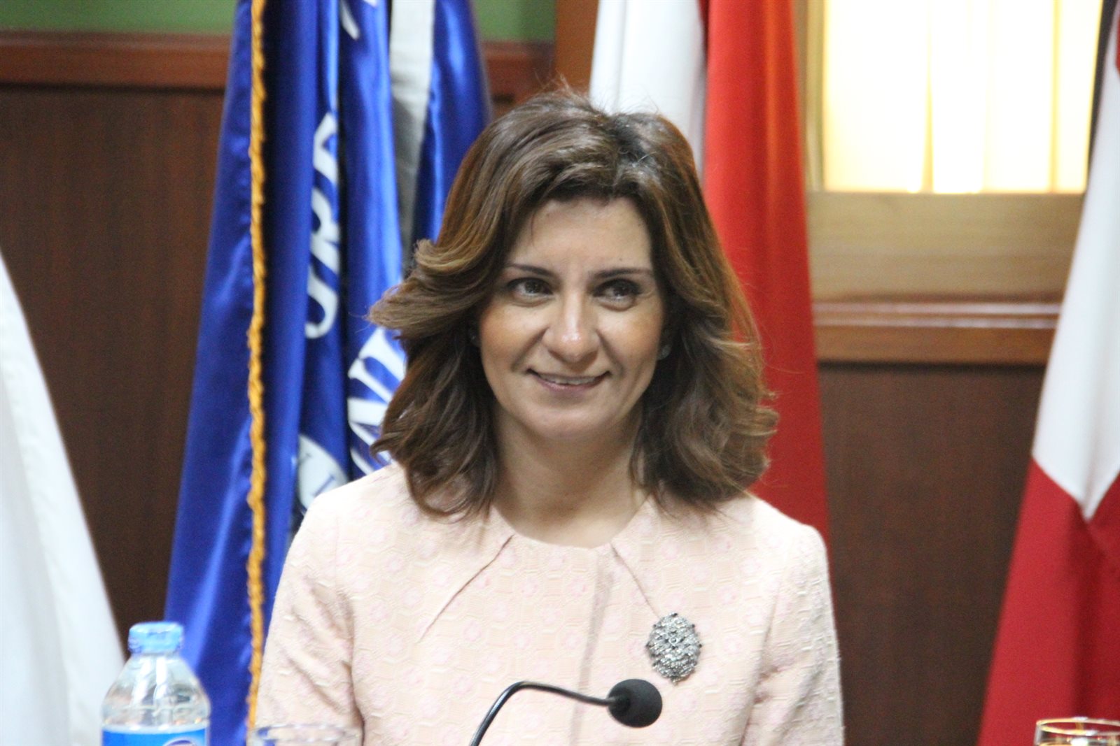 نبيلة مكرم نبيلة مكرم