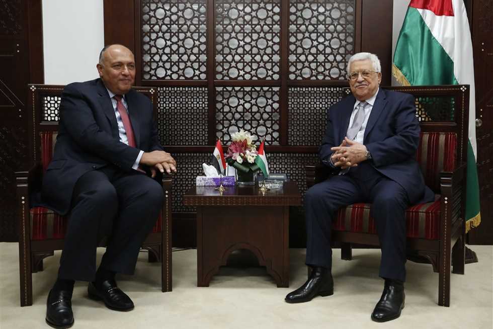 أبومازن يستقبل وزير الخارجية 