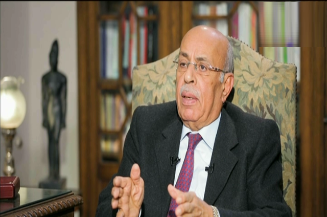 الدكتور مفيد شهاب