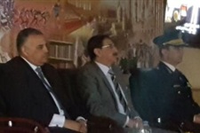 جانب من الندوة جانب من الندوة
