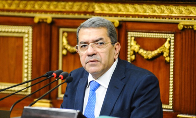 عمرو الجارحي وزير المالية 