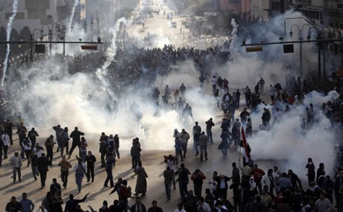 تأجيل إعادة إجراءات محاكمة متهم بقضية أحداث محمد محمود تأجيل إعادة إجراءات محاكمة متهم بقضية أحداث محمد محمود