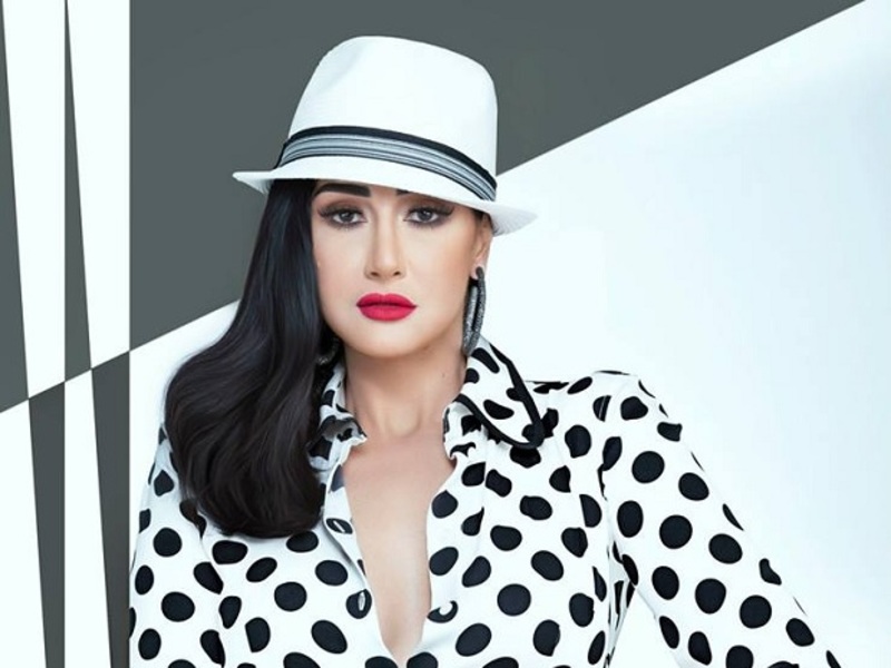 غادة عبد الرازق غادة عبد الرازق