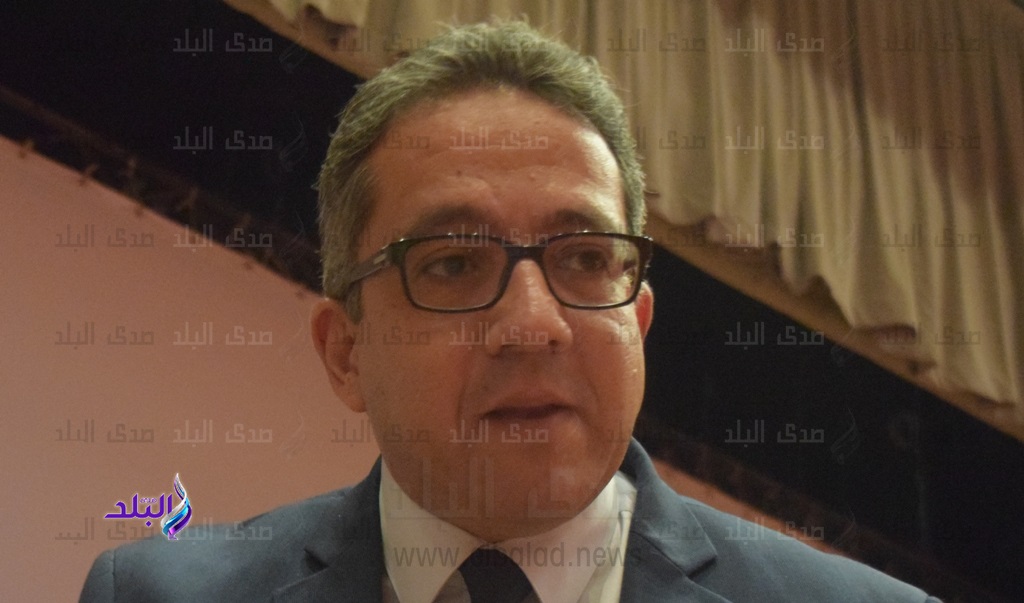 وزير الأثار