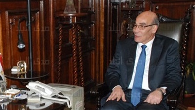  الدكتور عبد المنعم البنا وزير الزراعة 