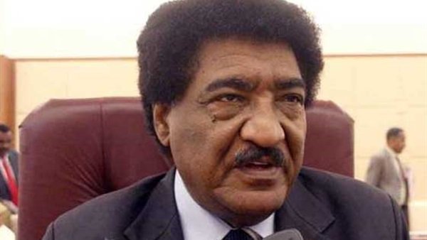 عبد المحمود عبد الحليم السفير السوداني بالقاهرة عبد المحمود عبد الحليم السفير السوداني بالقاهرة