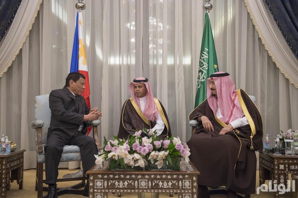 خادم الحرمين الشريفين يبحث مع الرئيس الفلبينى خادم الحرمين الشريفين يبحث مع الرئيس الفلبينى