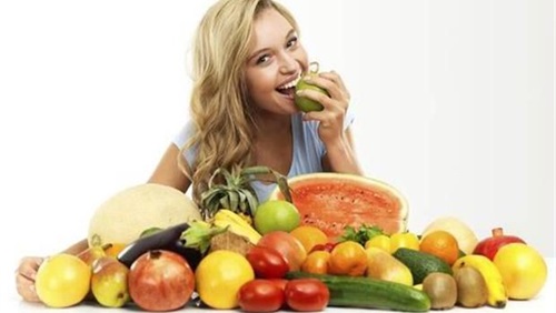 تناول الفاكهة