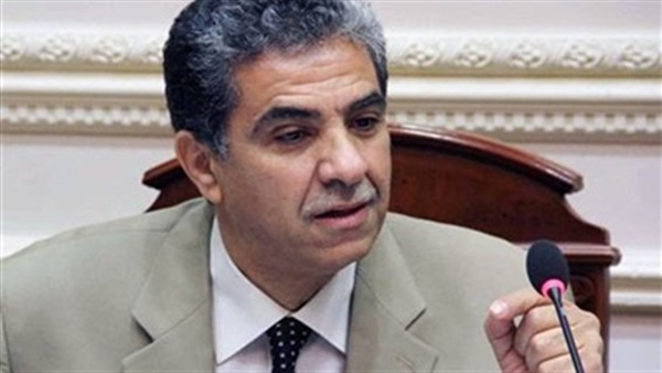 وزير البيئة خالد فهمي وزير البيئة خالد فهمي