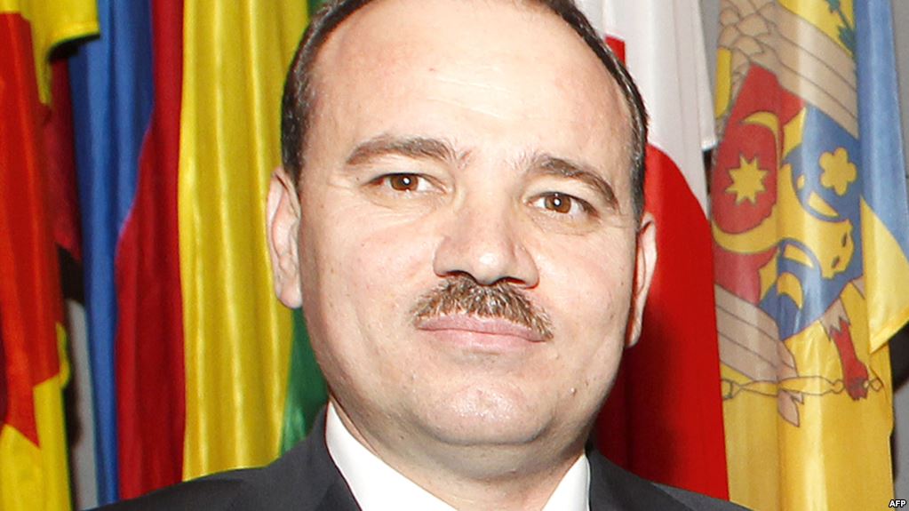  الرئيس الألباني بوجار نيشاني