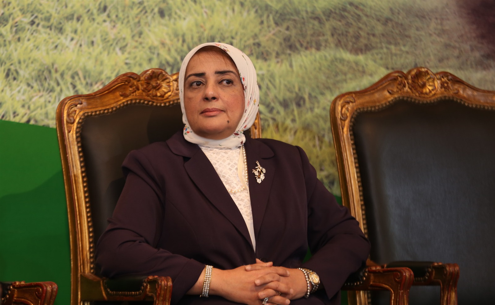 من الملتقى من الملتقى
