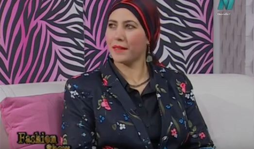 الفنانة التشكيلية ومصممة الأزياء نيفين منصور  الفنانة التشكيلية ومصممة الأزياء نيفين منصور