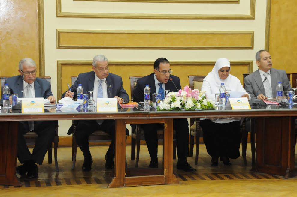 مصطفى مدبولى وزير الاسكان والمرافق 