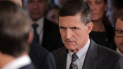 مدير مكتب التحقيقات الاتحادي الأمريكي المقال جيمس كومي 