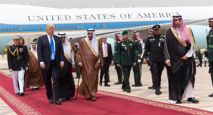 الرئيس توامب في الرياض