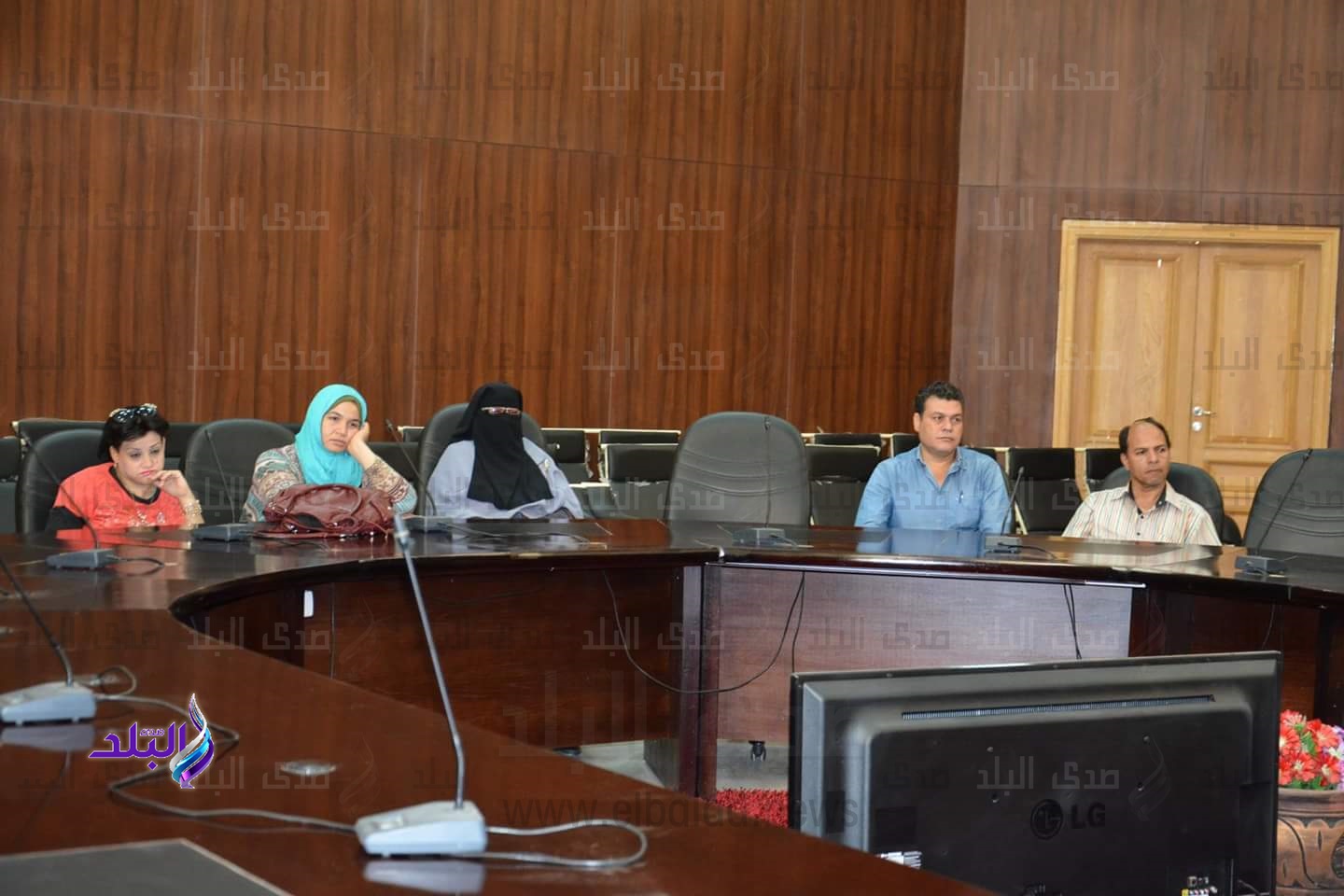 جانب من الندوة