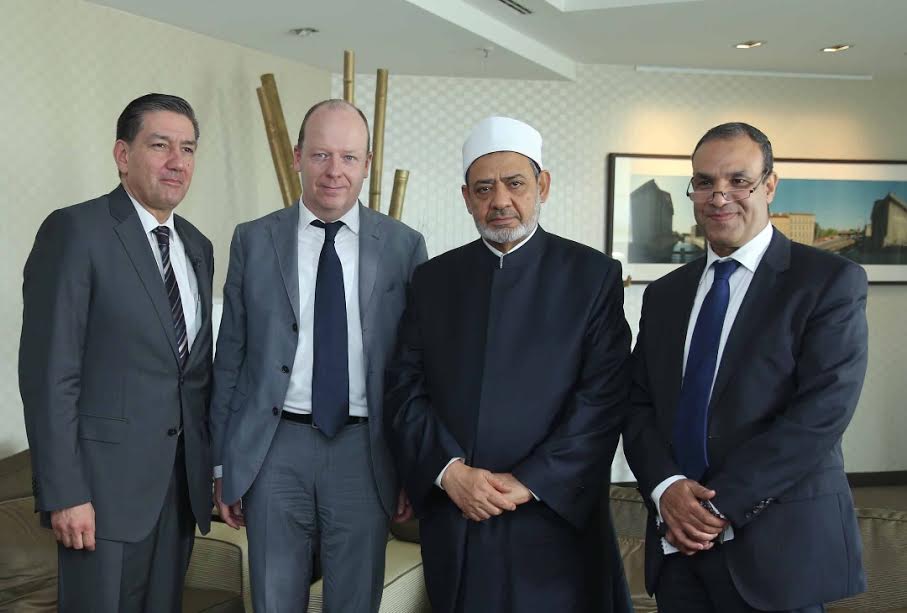 الطيب ومسئولي التلفزيون الألماني الطيب ومسئولي التلفزيون الألماني