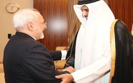 أمير قطر يلتقي وزير الخارجية الإيراني - أر أمير قطر يلتقي وزير الخارجية الإيراني - أر