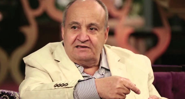 لكاتب والمؤلف ، وحيد حامد
