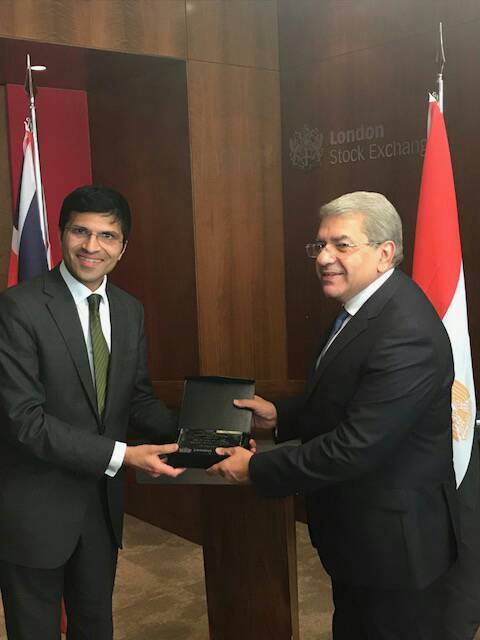 جانب من التكريم