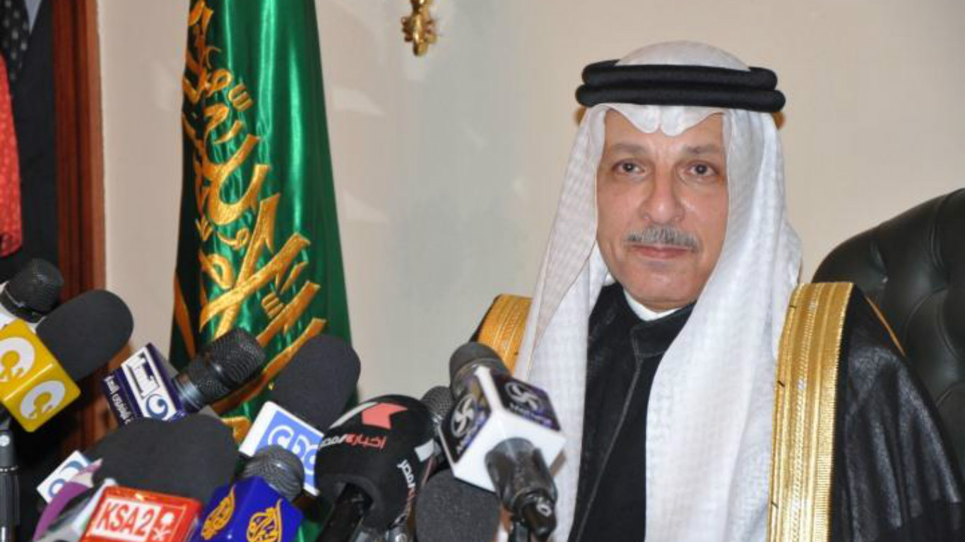 السفير أحمد بن عبدالعزيز قطان السفير أحمد بن عبدالعزيز قطان