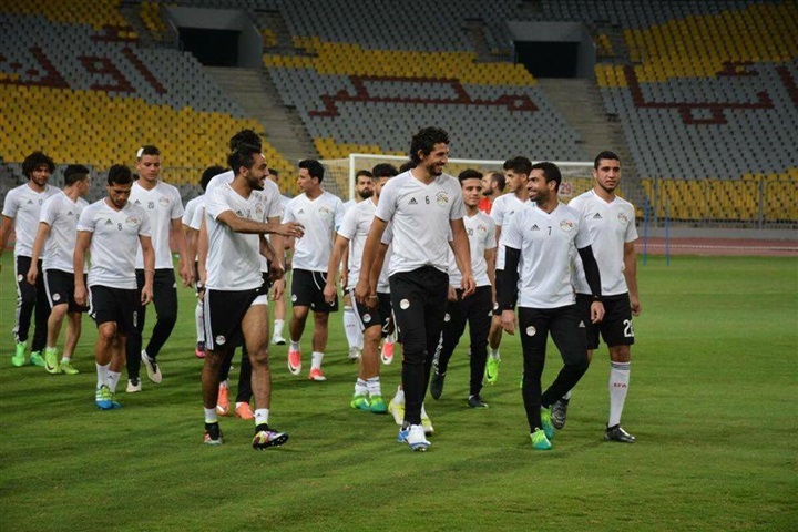 طارق حامد يشارك فى مران المنتخب