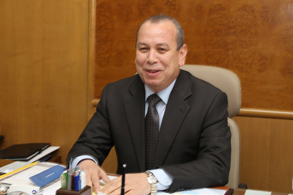 الدكتور إسماعيل عبد الحميد طه محافظ دمياط 