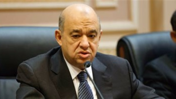 وزير السياحة يحيى راشد وزير السياحة يحيى راشد