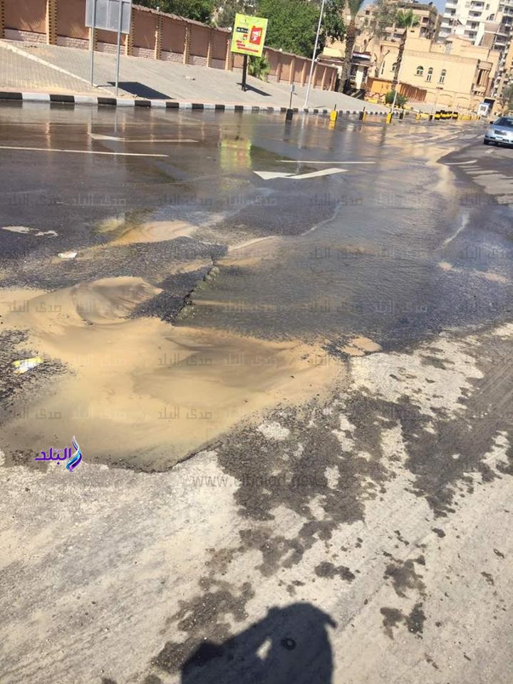 كسر ماسورة صرف صحى بمحور الأزهر كسر ماسورة صرف صحى بمحور الأزهر