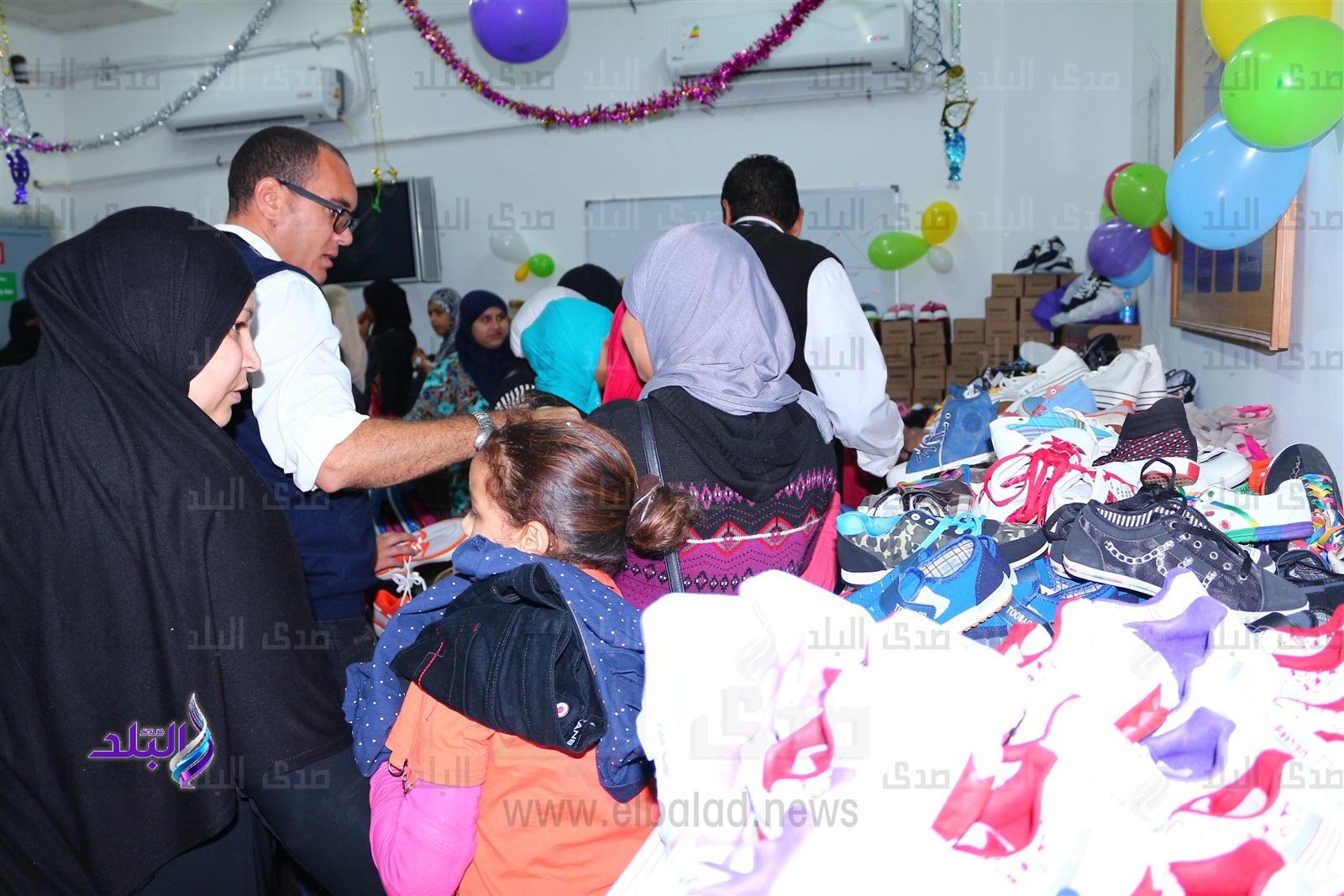 جانب من الحدث 